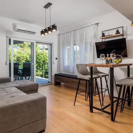 Zid Apartman Opatija Luaran gambar