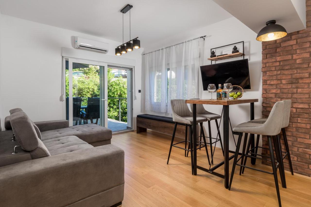 Zid Apartman Opatija Luaran gambar