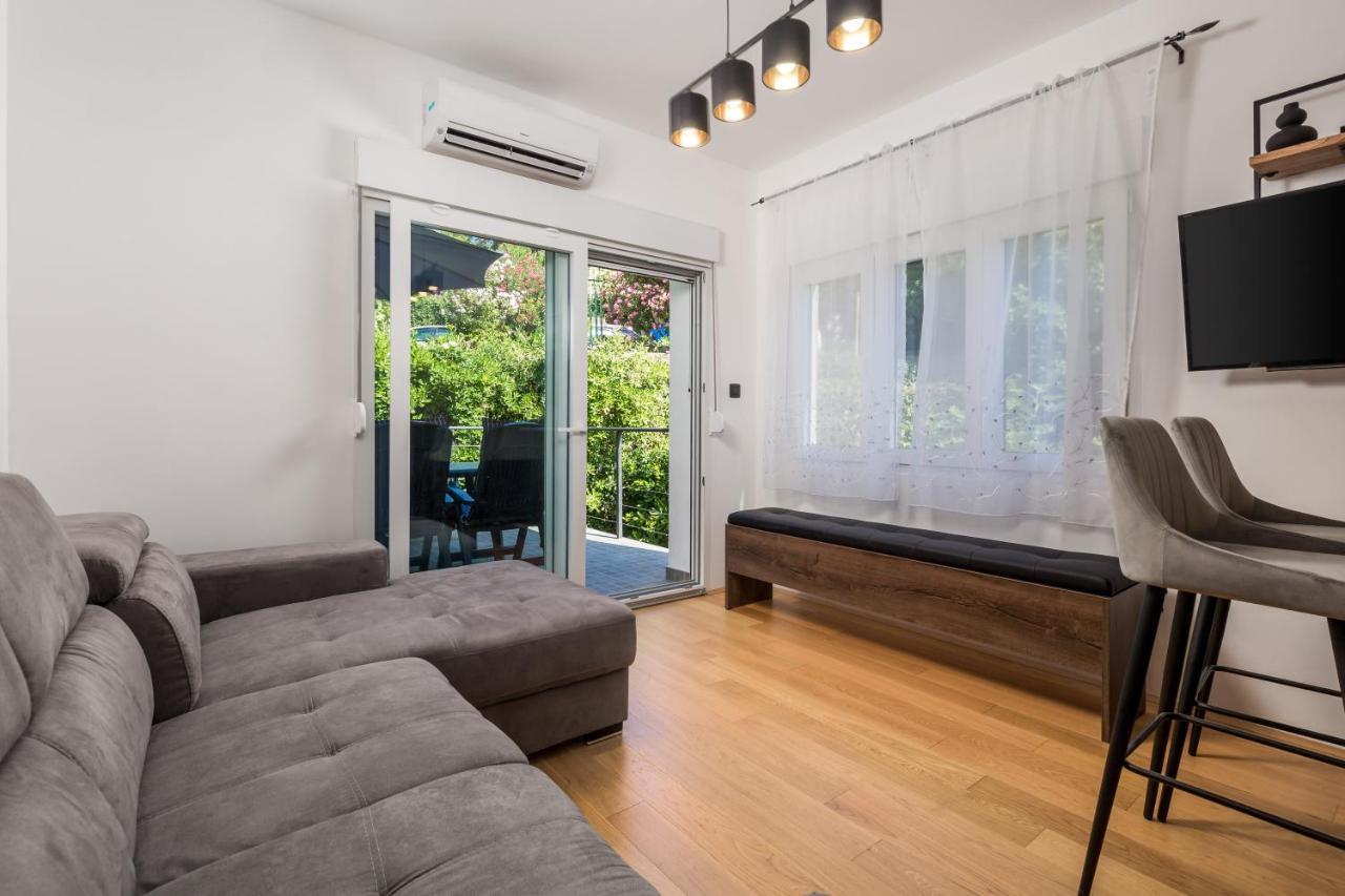 Zid Apartman Opatija Luaran gambar